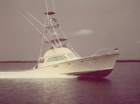 Photo of the 22 42' Fighting Lady 1974
