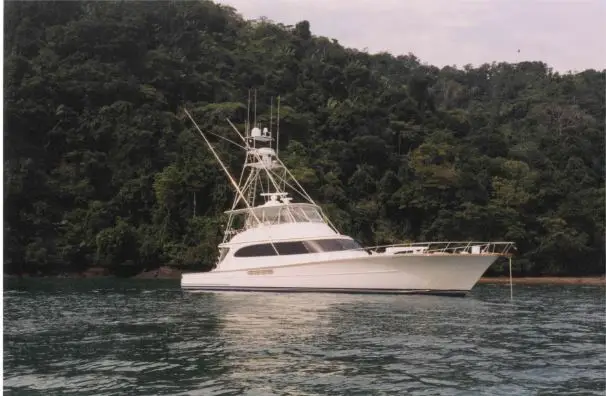 Photo of the 81 80' Day Money 2004